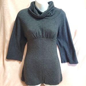 XXI Gray Cowl Neck Tunic Top Sz M Forever 21